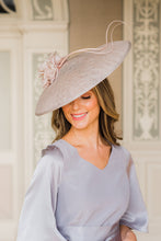 Load image into Gallery viewer, Grey Circular disc hat with curled ostrich quills